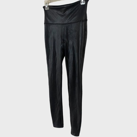 Spanx Faux Leather Leggings Womens Size Medium Shiny Black Textured Tights - Picture 2 of 10